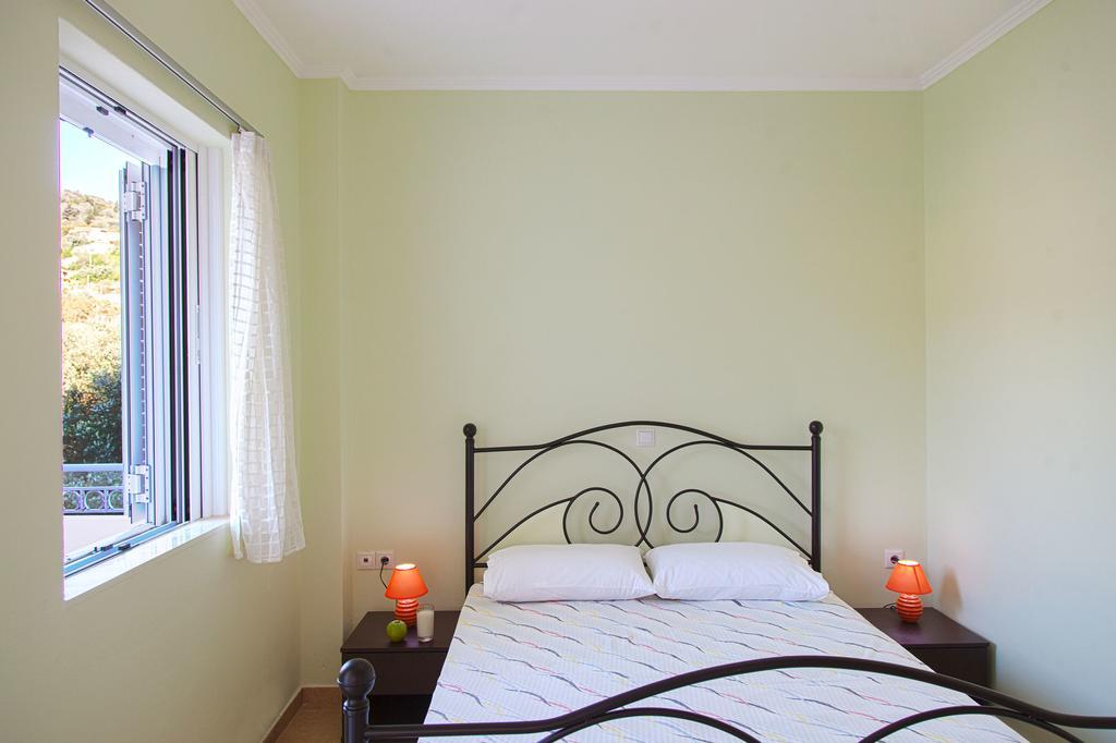 Apolpaina L Apartments Екстер'єр фото