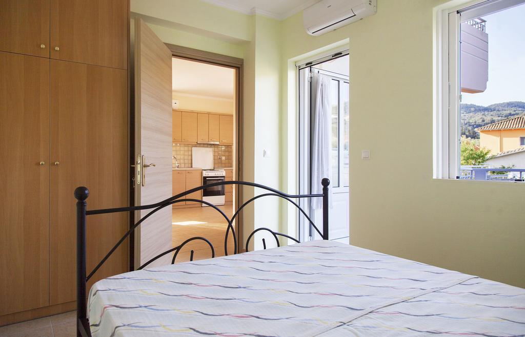 Apolpaina L Apartments Екстер'єр фото
