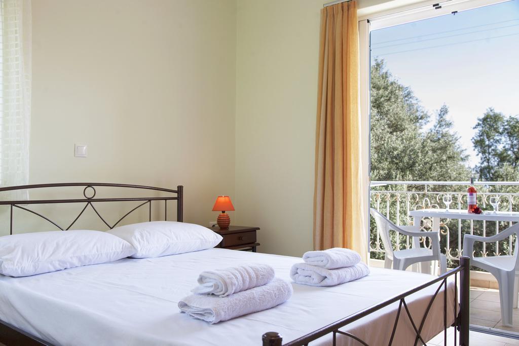 Apolpaina L Apartments Екстер'єр фото