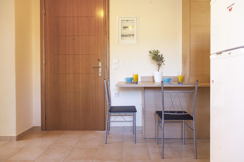 Apolpaina L Apartments Екстер'єр фото