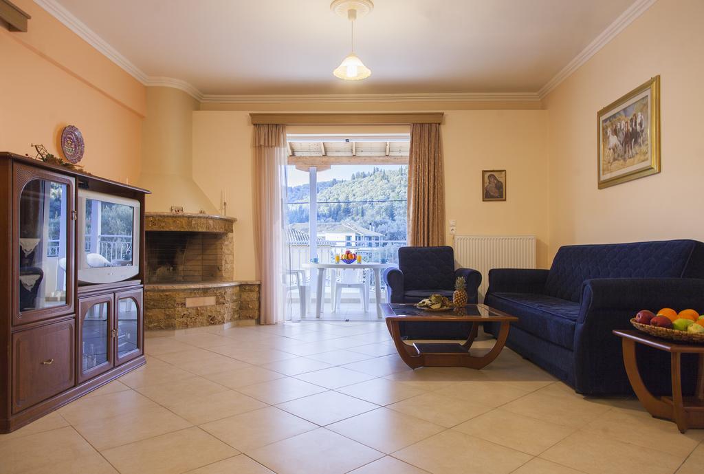 Apolpaina L Apartments Екстер'єр фото